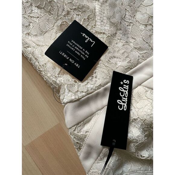 Lulus Women's Ivory Lace Maxi Dress Size M Formal Sleeveless V-Neck - Picture 5 of 7